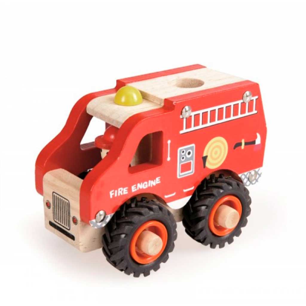 Massives Feuerwehrauto aus Holz für die Kleinsten